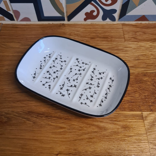 Porte savon en porcelaine - décor Fleurs peint à la main