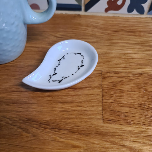 Mini coupelle goutte chinée en céramique - décor 3 floral peints à la main