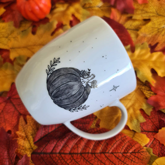 Mug boule en porcelaine - décor citrouille peint à la main
