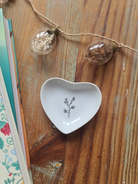 Coupelle cœur en porcelaine - décor Fleur de coton peint à la main