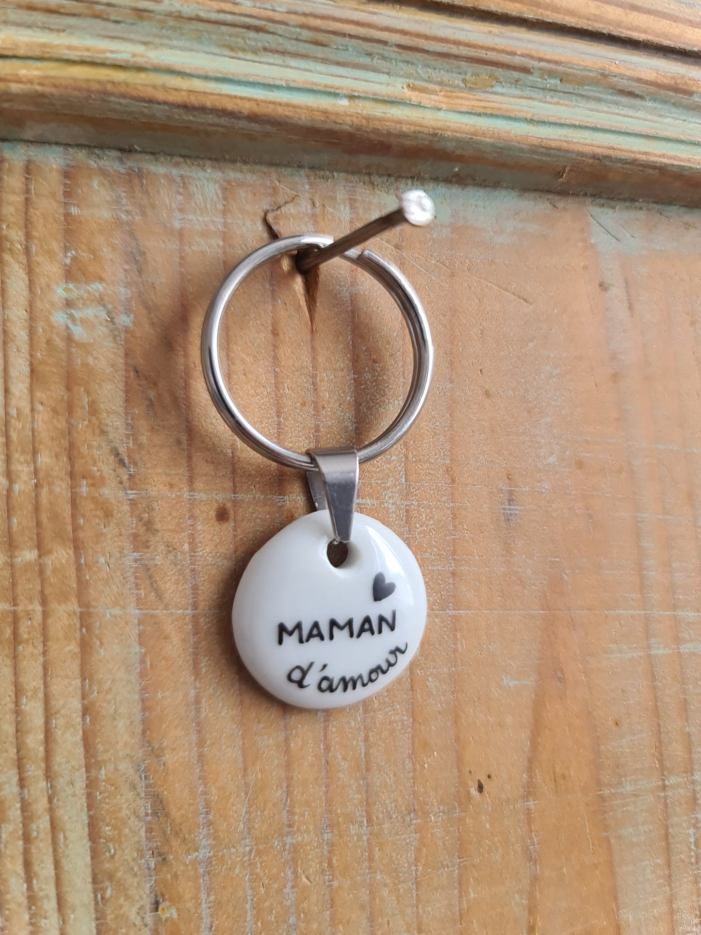 Porte-clés bélière - décor Maman d'amour peint à la main