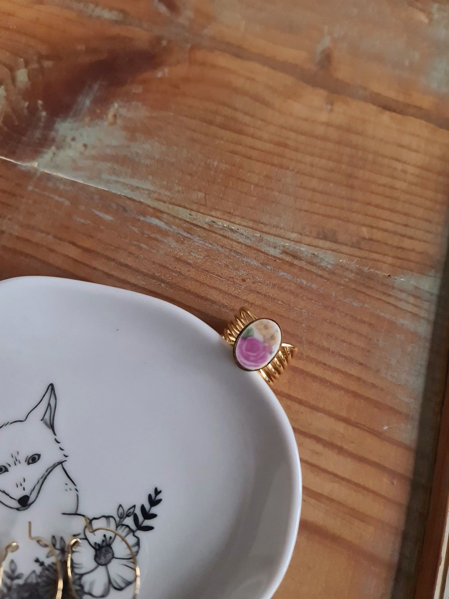 Bague nœud en Acier inoxydable doré - décorée à partir de vaisselle - Rose et petites fleurs jaunes