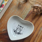 Coupelle cœur en porcelaine - décor Chat peint à la main