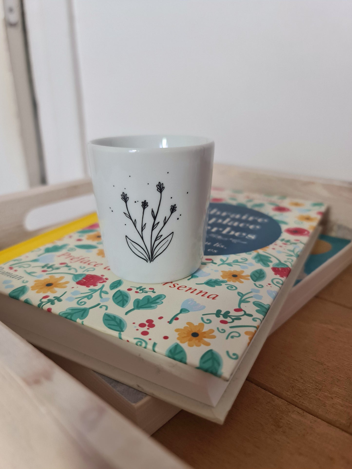 Tasse à expresso en porcelaine - décor Fleurs épi peint à la main