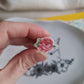 Pin's en Laiton Doré à l'Or Fin - décoré à partir de vaisselle - Forme fleur - Grande rose