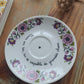 Coupelle ronde Fleurs de ton violet chinée en porcelaine - décor phrase mantra