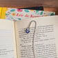 Marque-page argenté - Petit modèle - décoré d'un morceau de vaisselle - Petite fleur bleue