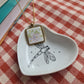 Coupelle cœur en porcelaine - décor Libellule peint à la main