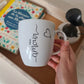 Mug boule en porcelaine - décor cœur "Mon amour" peint à la main