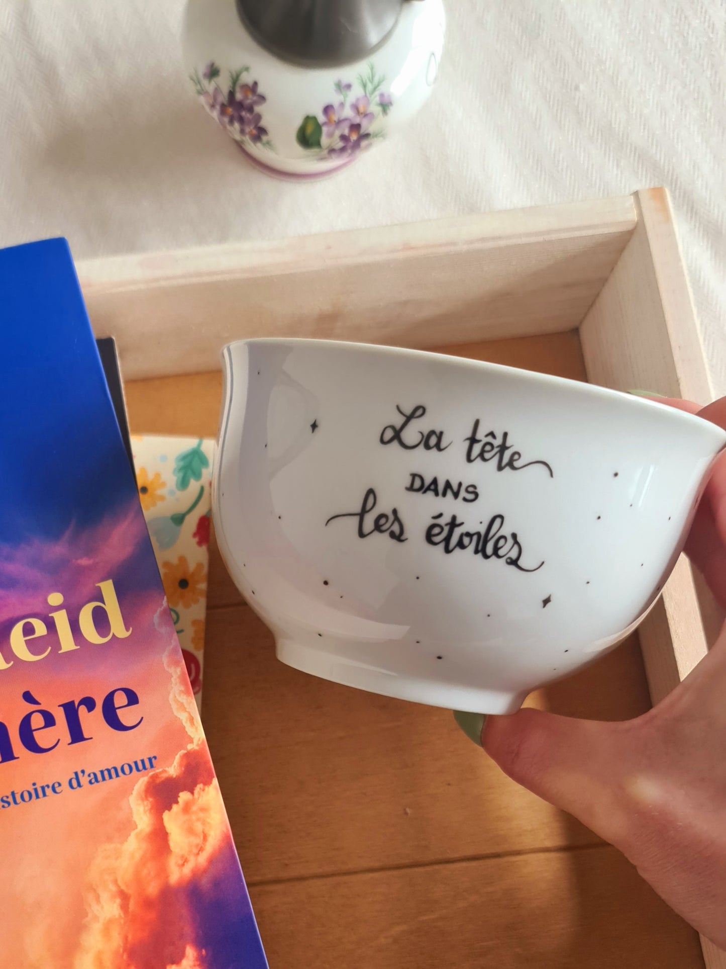 Bol en porcelaine - décor astronaute peint à la main