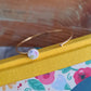 Bracelet jonc simple en Laiton doré à l'Or Fin - décoré à partir de vaisselle - Fleur rose et bleue