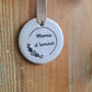 Médaillon rond en porcelaine - décor Couronne de fleurs Mamie d'amour peint à la main