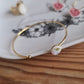 Bracelet jonc simple en Laiton doré à l'Or Fin - décoré à partir de vaisselle - Fleur rose et bleue