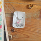 Coupelle à bijoux rectangle en porcelaine - décor "Maman" Feuillage peint à la main