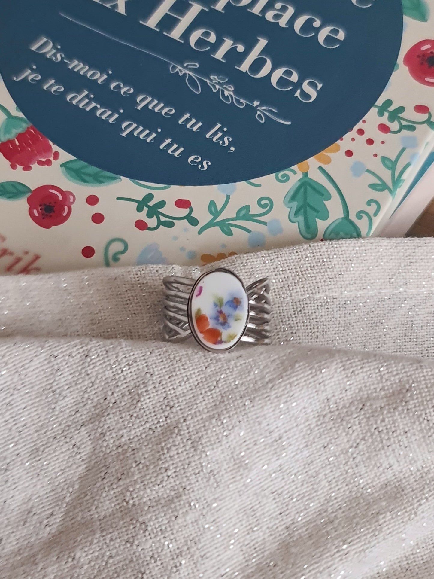 Bague nœud en Acier inoxydable - décorée à partir de vaisselle - Bouquet de fleurs