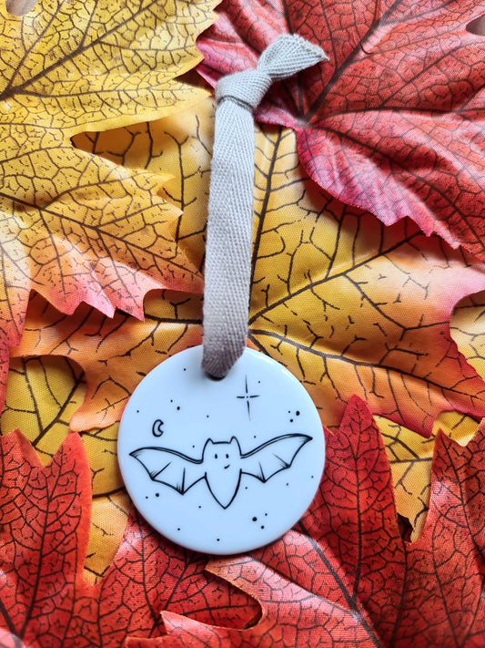 Médaillon rond en porcelaine - décor Chauve-souris peint à la main