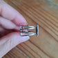 Bague large en Acier inoxydable - décorée à partir de vaisselle - Fleur beige
