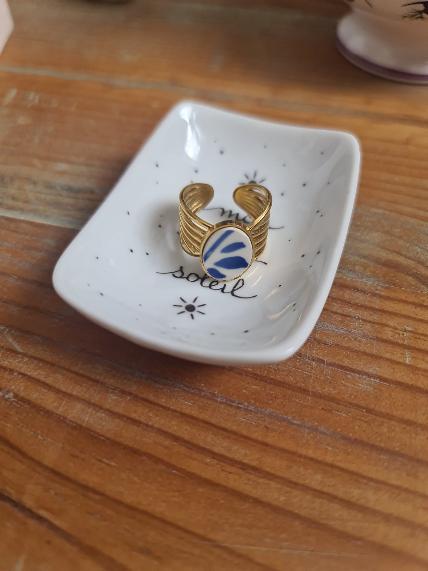 Bague nœud en Acier inoxydable doré - décorée à partir de vaisselle - Feuillage bleu