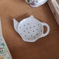 Repose sachet de thé en porcelaine - décor Cœurs vracs peint à la main